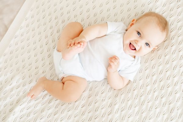 Γέλιο: Τι μπορεί να κρύβει για το μωρό σας; | imommy.gr