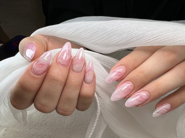 “Marble nails”: Eίναι η πιο hot τάση μανικιούρ | imommy.gr