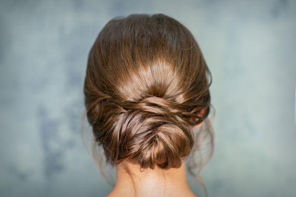 Ατημέλητο σινιόν: 5 hairstyles που πρέπει να δοκιμάσετε ASAP | imommy.gr