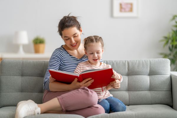 Διάβασμα: 5 μυστικά για να μεγαλώσετε μικρούς αναγνώστες | imommy.gr