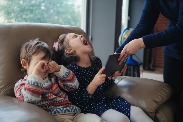 Social media: Απλές συμβουλές για να θέσετε όρια